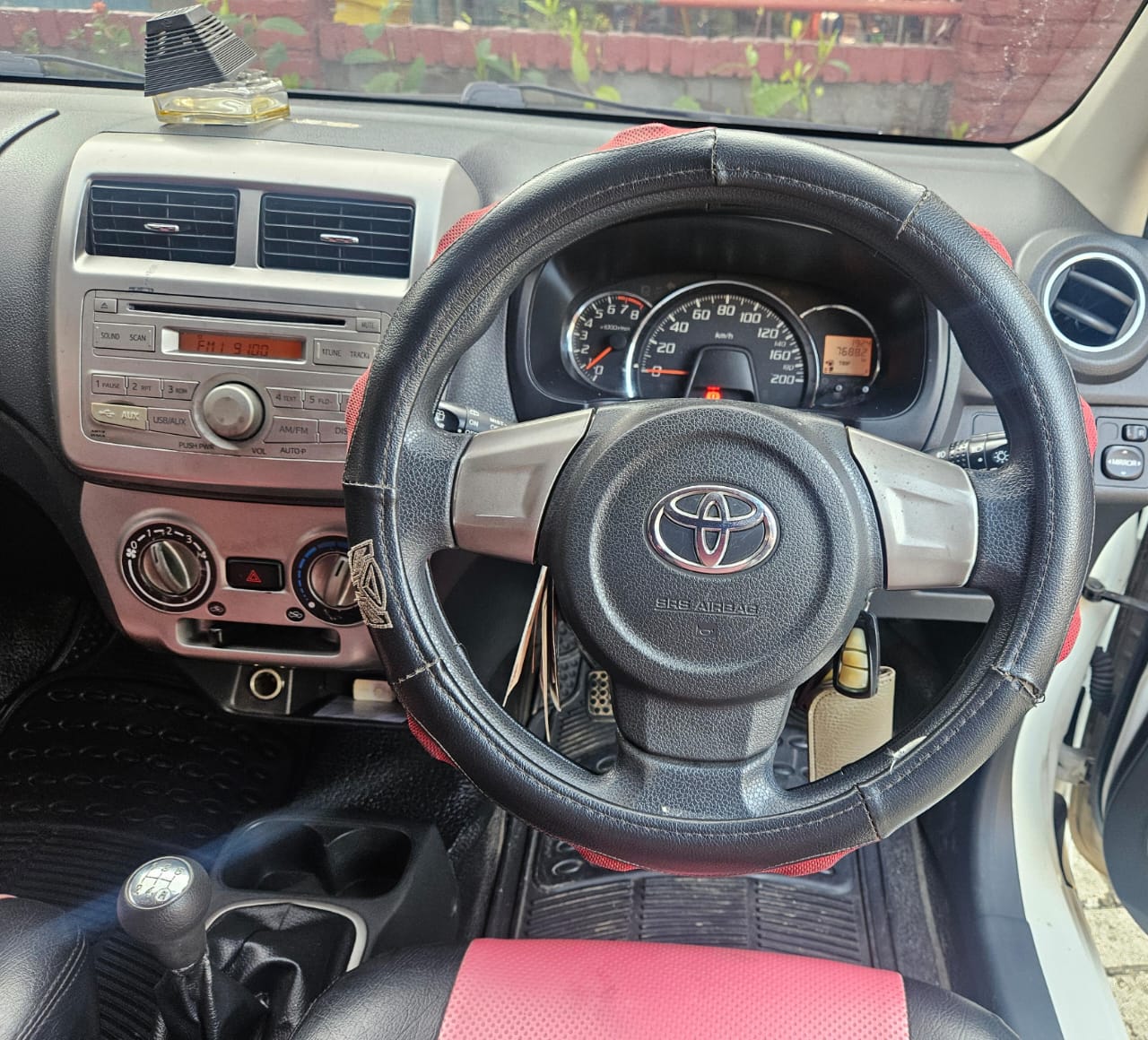 Agya TRD - Gambar 14