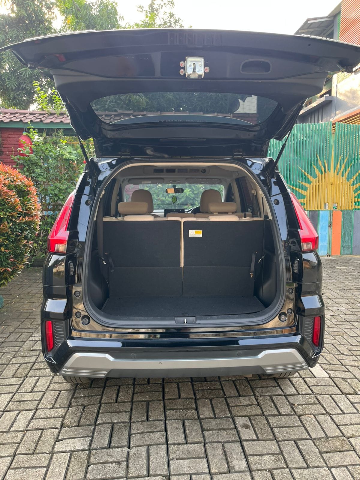 New Xpander Ultimate Matic - Gambar 7