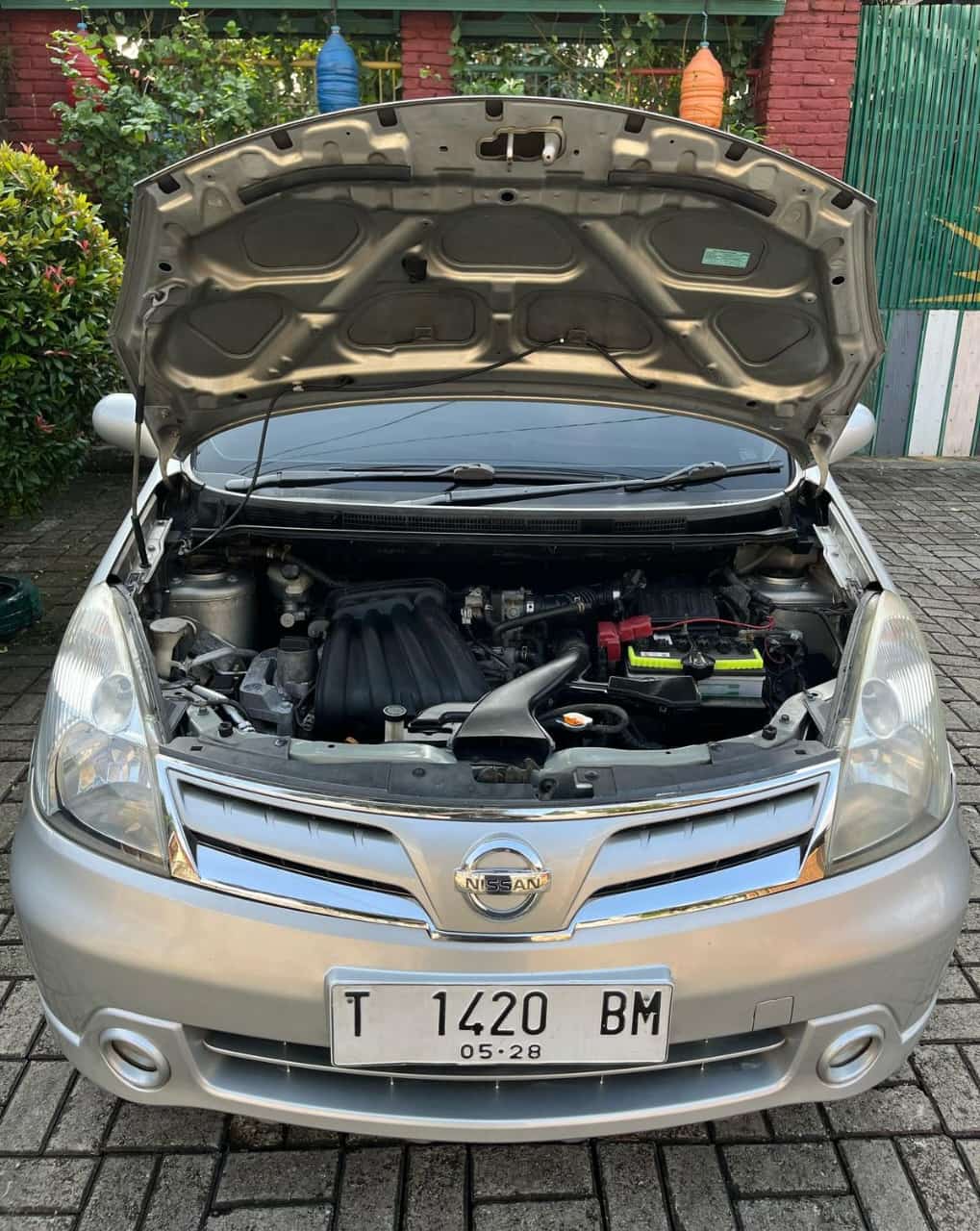 Grand Livina XV Manual - Gambar 16