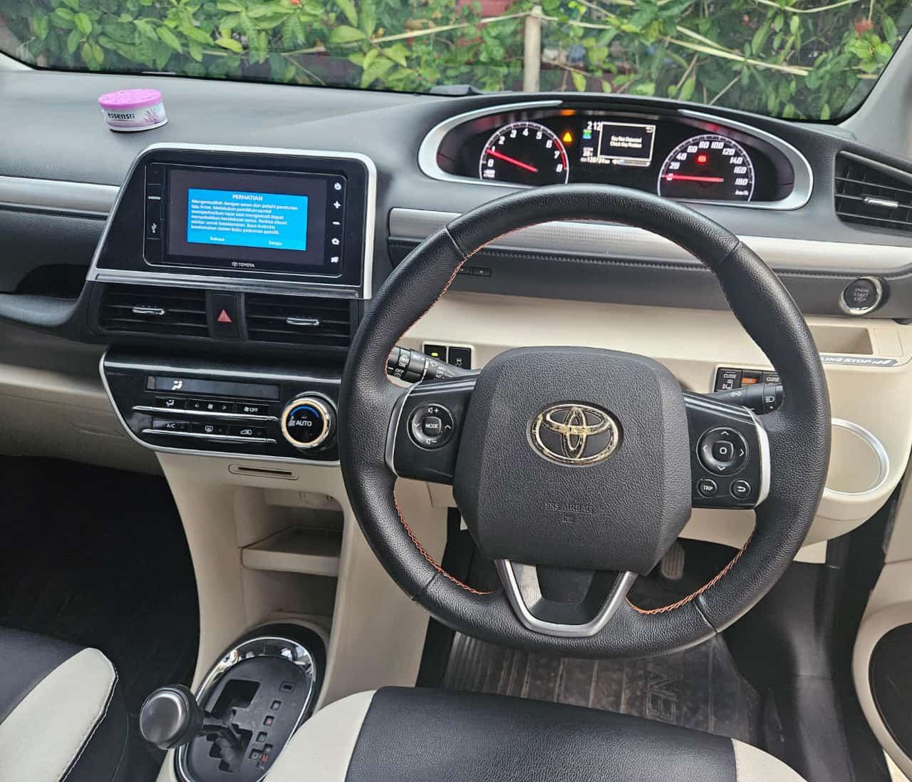 Sienta Q - Gambar 14