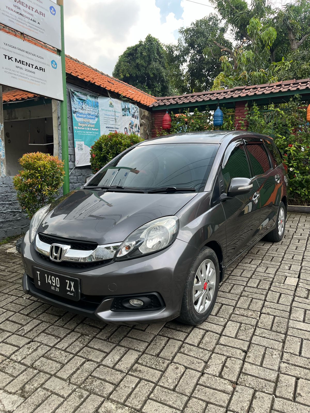 Mobilio E - Gambar 2