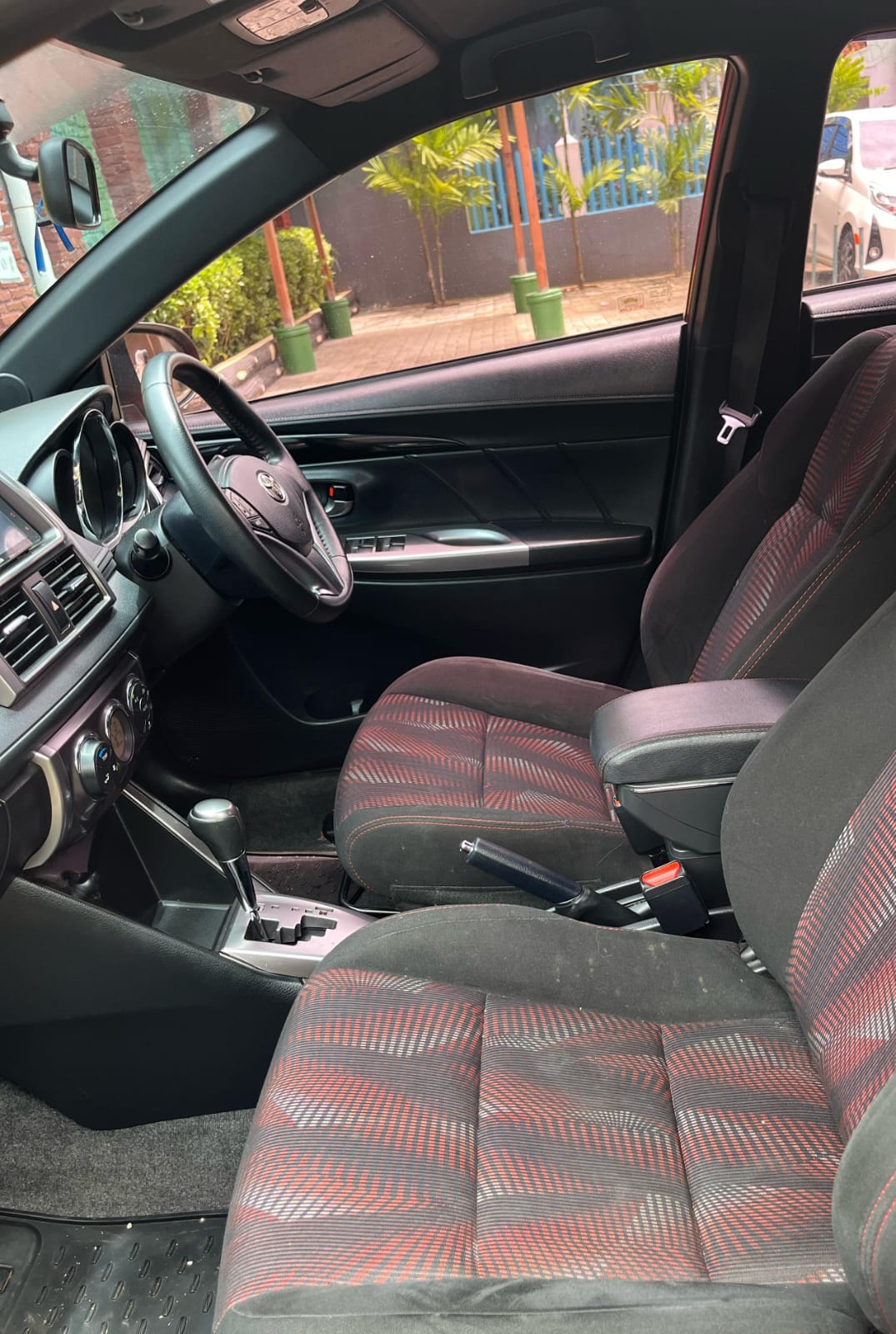 Yaris TRD - Gambar 10