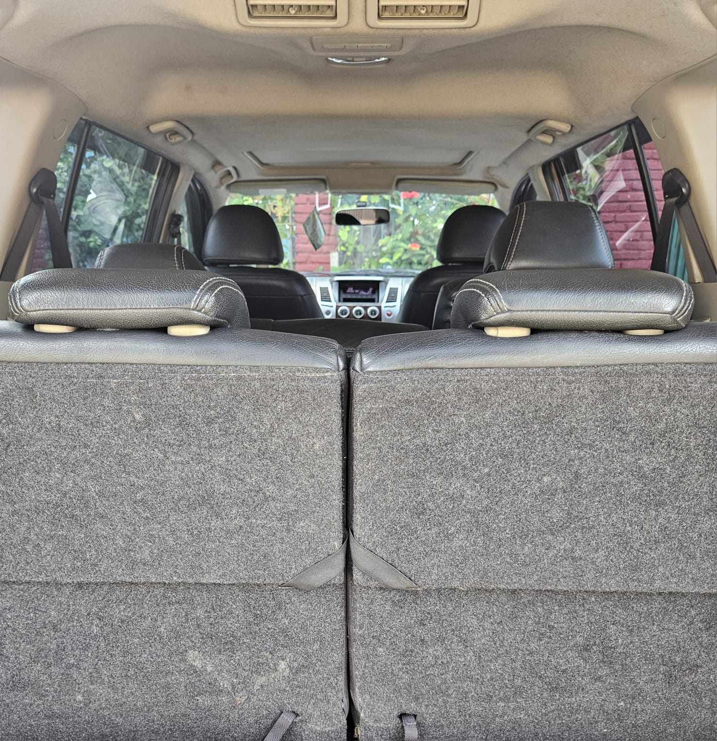 Pajero Dakar 4X2 Matic - Gambar 8