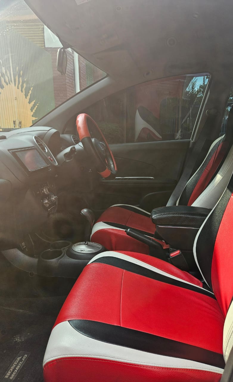 Mobilio RS - Gambar 9