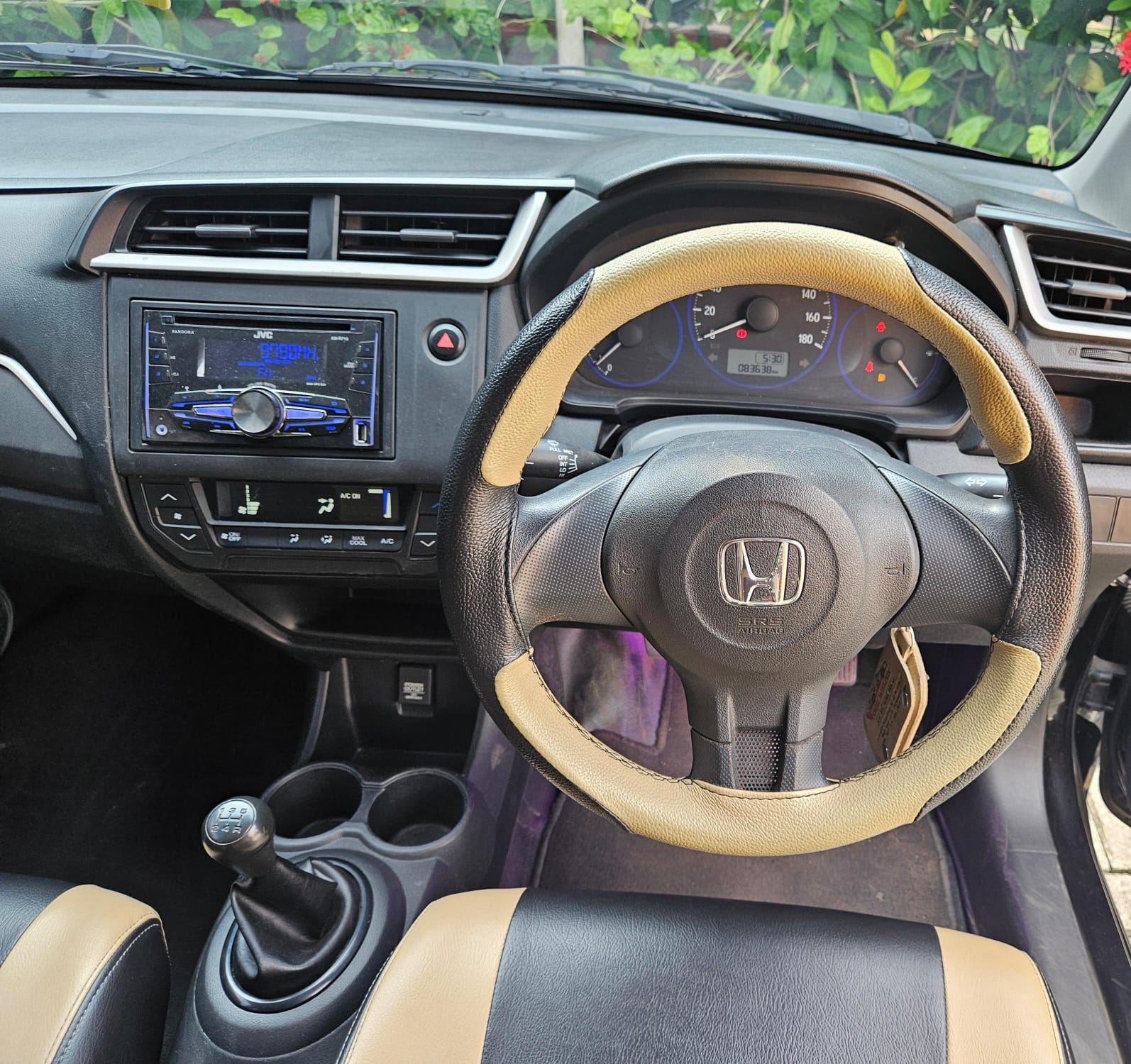 Mobilio S - Gambar 14