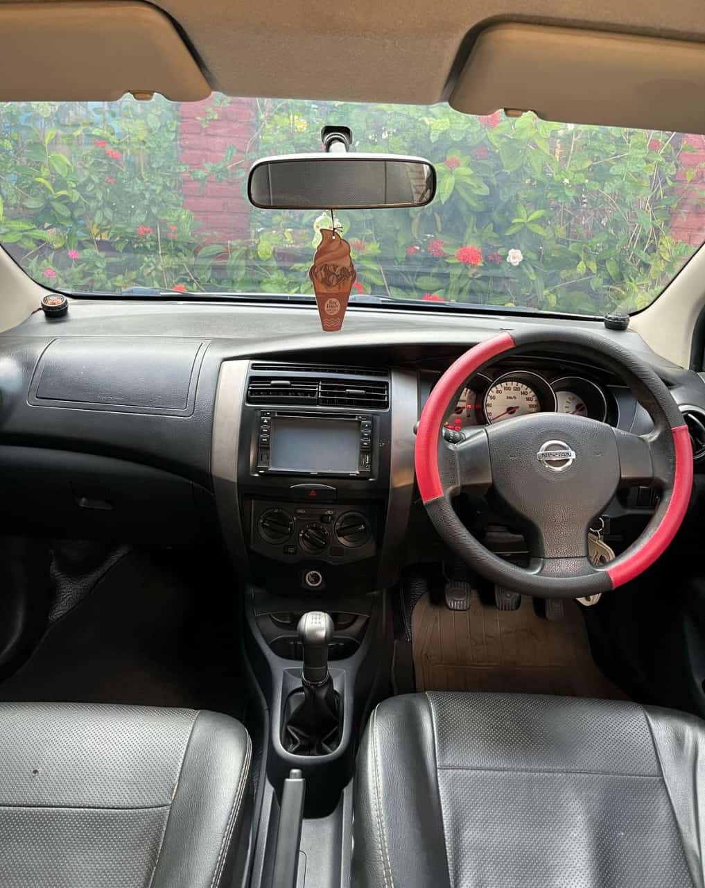 Grand Livina XV Manual - Gambar 13